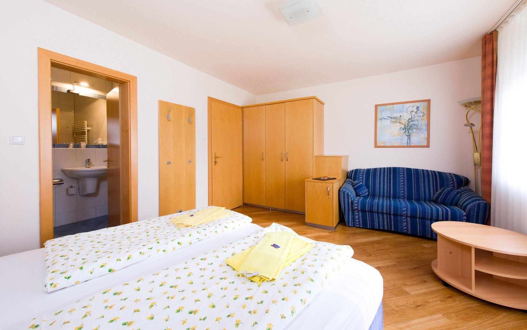 Haus Diana Hotel Reutte Luaran gambar
